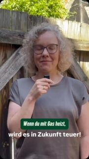 Gasheizungen sind ein großes Kostenrisiko. Erstens sind die Preise inzwischen unberechenbar. Zweitens steigt in naher Zukunft der CO2-Preis. Drittens steigen immer mehr auf Wärmepumpen um, was bedeutet dass die verbleibenden Gasbezieher die gleichbleibenden Gasnetzkosten bezahlen müssen.
Steigt um bevor ihr die Letzten seid. Wendet euch einer Zukunftstechnologie zu. Wir stehen genau dafür. Für die Technik der Zukunft GRÜNE wählen. Damit die Wohnung auch in Zukunft bezahlbar warm bleibt.
#grüne #osterholz #wärmepumpen #gas #cdu
