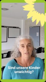Schulbegleiter*innen sorgen für eine inklusive Schule. Die Kürzungen in dem Bereich treffen die Schwächsten dieser Gesellschaft und verhindern eine gleichberechtigte Teilhabe. Zusätzlich wird auch noch das Potential für die Wirtschaft reduziert. Für eine Partei, wie die CDU, der Wirtschaftskompetenz zugeschrieben wird, ein bemerkenswerte Maßnahme. Das spricht eher für Inkompetenz.
Folgt diesem Kanal. Werdet Mitglied!
#grüne #wahl #cdu #spd #schule